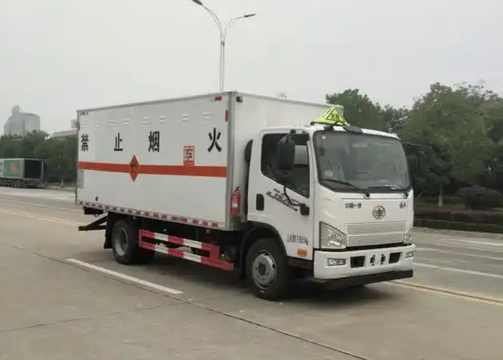 茶陵爆破器材运输车可以上高速吗？